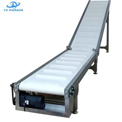 Buen precio Cinturón transportador de escalada de ángulo personalizable 750w con cinturón de PU de grado alimenticio en línea